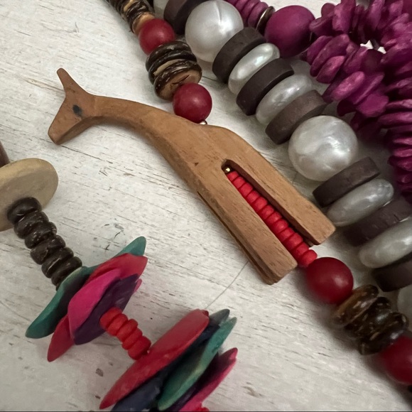 Colorful Wooden Safari Ethnic Bohemian Vintage Necklace Assortment - Picture 4 of 11